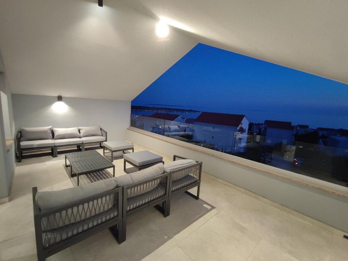 Ferienwohnung Dali II Novalja Zimmer foto